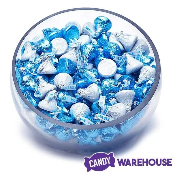 Hershey's Kisses Color Combo - Light Blue And White: 800-Piece Box 3 Hershey's Kisses Color Combo - Light Blue And White: 800-Piece Box - Image 3